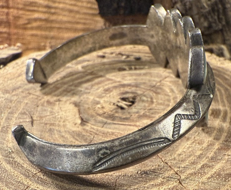 Blue Gem Ingot Bracelet