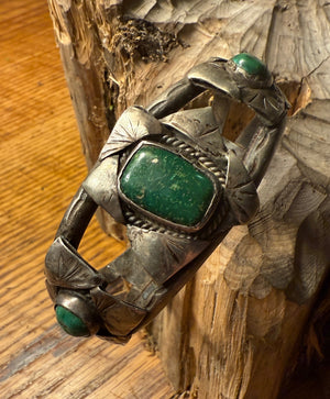 Green Stone Turquoise Bracelet