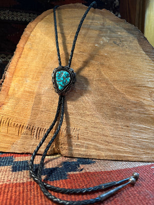Pear Shaped Turquoise Bolo Tie