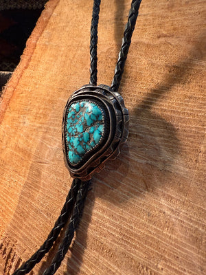 Pear Shaped Turquoise Bolo Tie