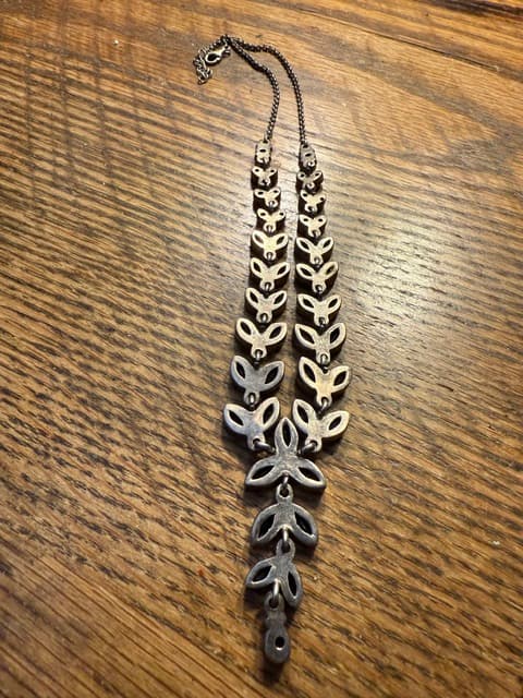 Vintage Leaf & Vine Silver Art Deco Necklace
