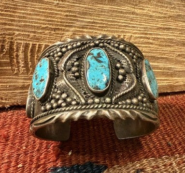 5 Stone Blue Gem Cuff