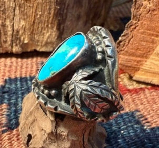Blue Gem Leaf Ring