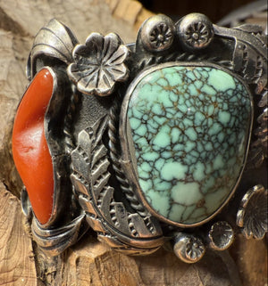 Carico Lake Turquoise Coral Cuff