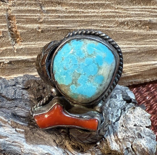 Dan Simplicio Coral Ring