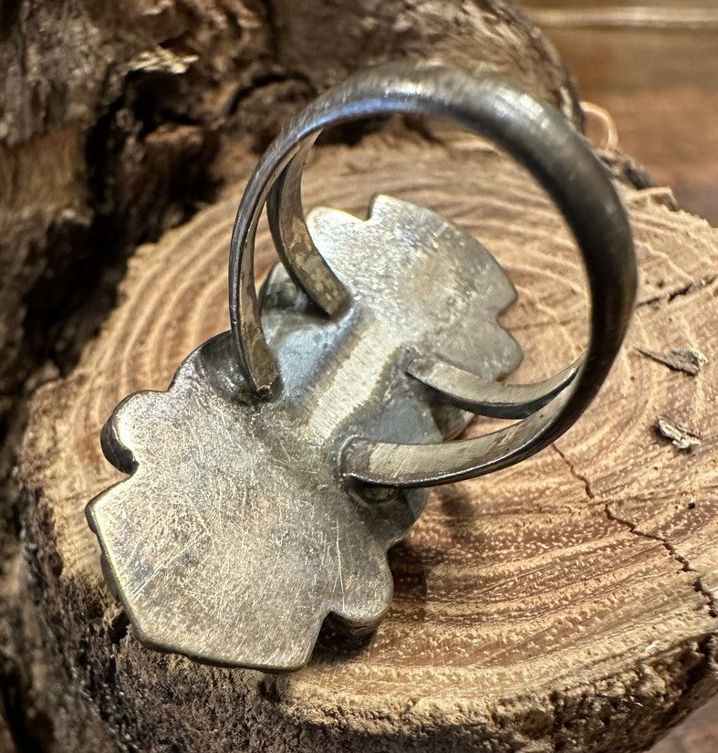 Eagle Tail Coral Ring