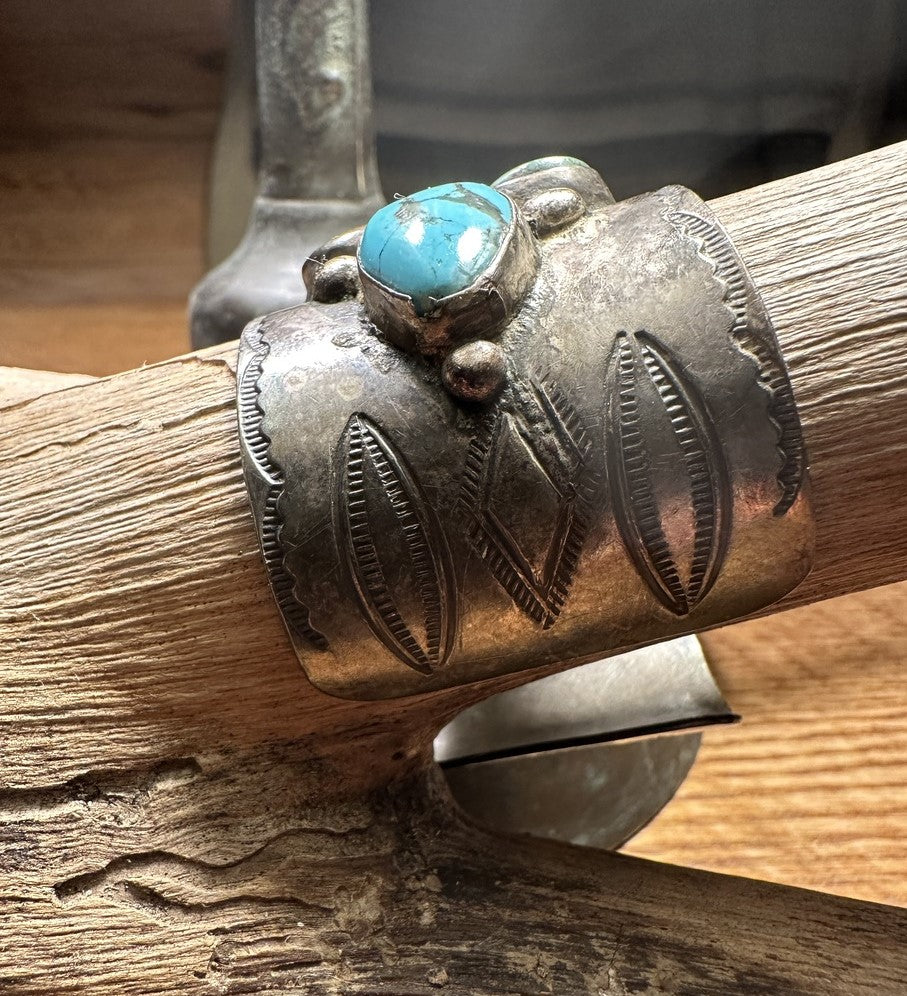 Early Seven Stone Navajo Cuff Bracelet 