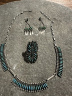 Early Zuni Needlepoint Set