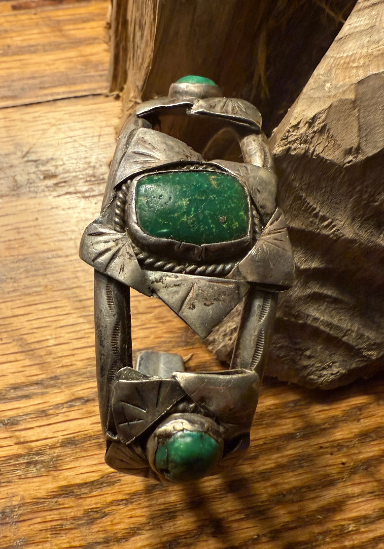 Green Stone Turquoise Bracelet