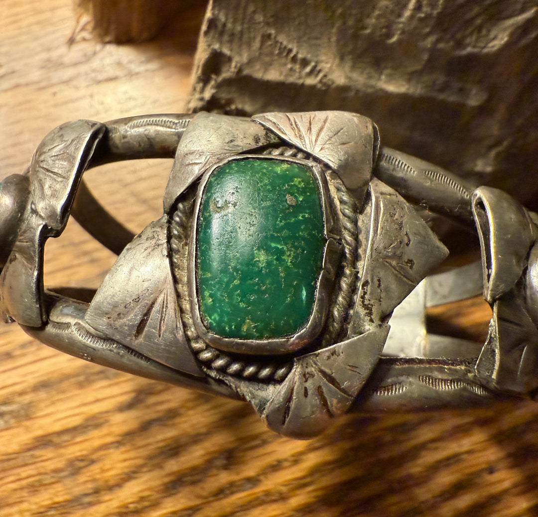 Green Stone Turquoise Bracelet