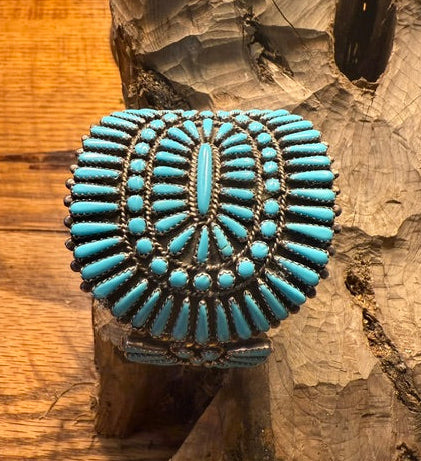 Horizontal Zuni Petit Point Bracelet