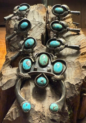 Lyre Shape Naja Squash Blossom Necklace