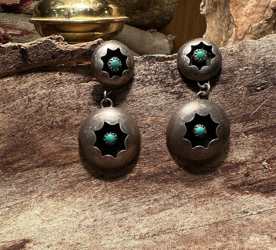 Old Pawn Navajo Pearls Shadow Earrings