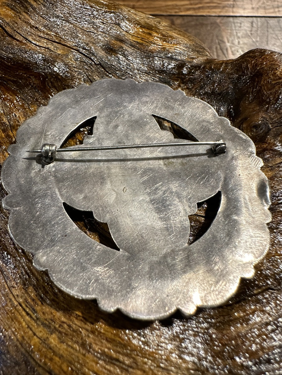 Old Zuni Snake Eyes Brooch [SG-025]