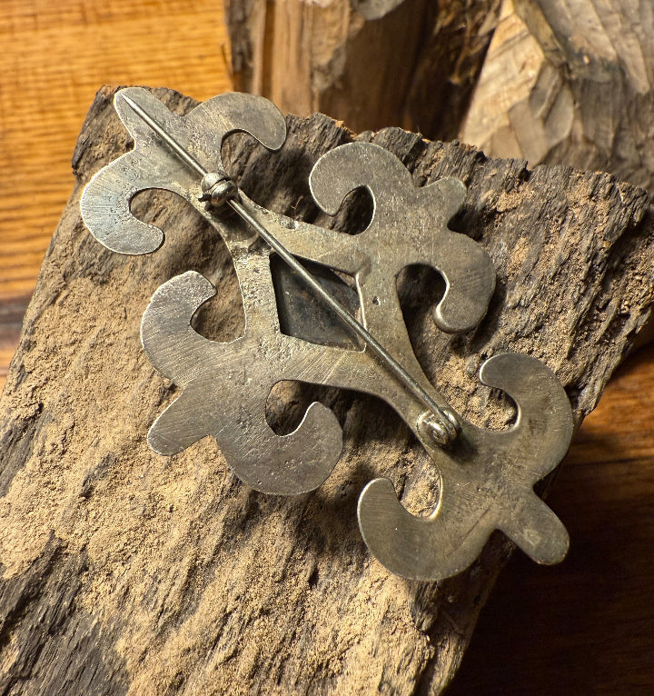Sand-Cast-Silver-Turquoise-Pin