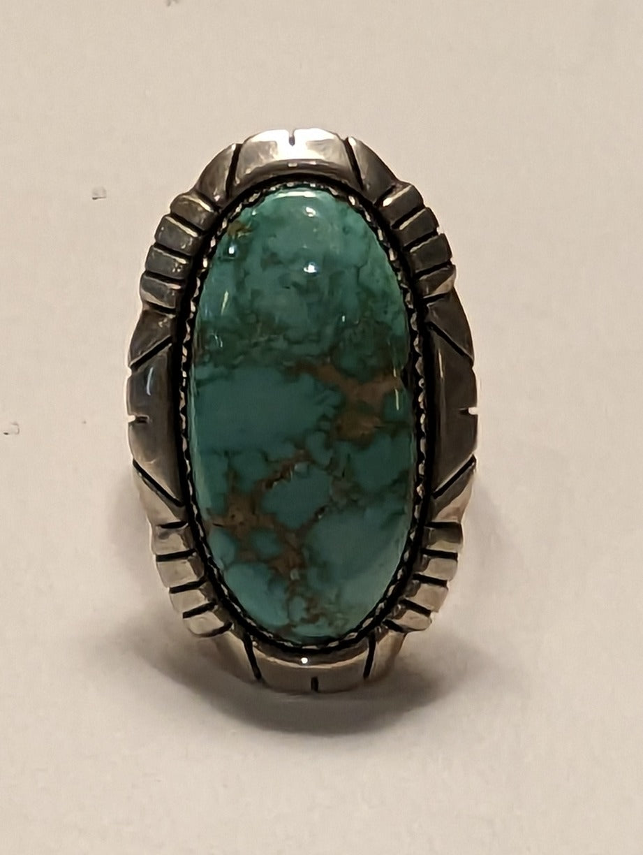 Vintage oval turquoise and silver ring