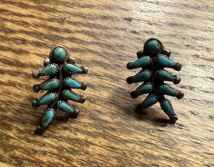 Zuni Petit Point Turquoise Earrings